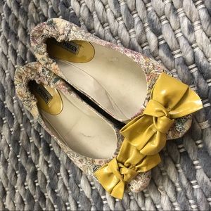 Steve Madden Shoes - Steve Madden Bow Floral Ballet Flats Steve Madden Shoes - Steve Madden Bow Floral Ballet Flats